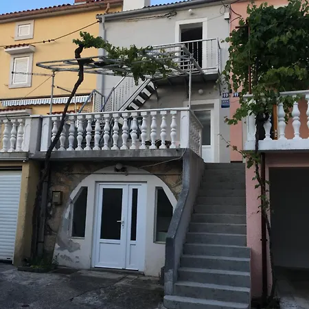 1 In - Insel Krk Διαμέρισμα *